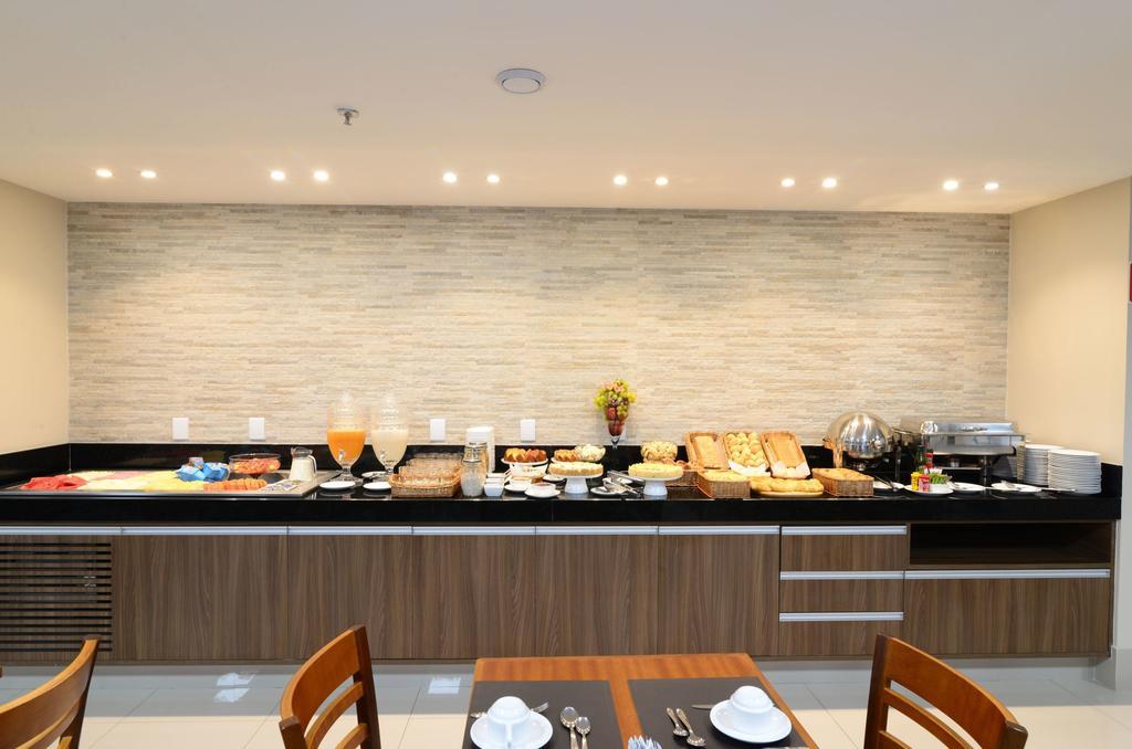 Tulip Inn Vila Velha 维拉维尔哈 外观 照片
